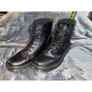 Doc Martin Air Wair W/ Bouncing Soles (AW004) Size 10 US / 8 UK / 42EU